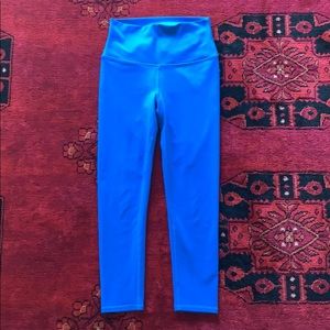 ALO yoga cropped blue leggings